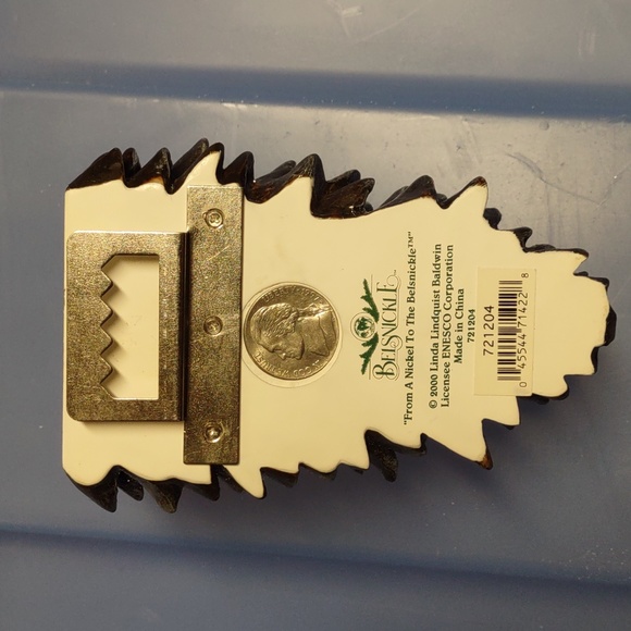 ๐
Pinecone carved Santa face ๐๐คถ - Picture 3 of 5